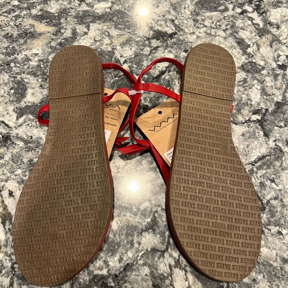 TKEES Women's Mariana Bow Sandal - Picture 4 of 4